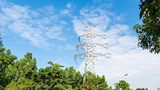 一种消防应急灯具专用的低压应急照明集中电源