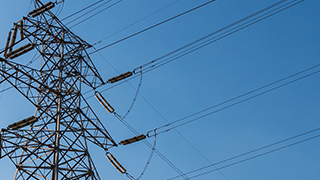 一种多功能的应急照明电源