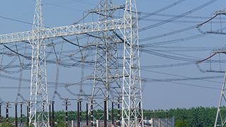 基于单片机的智能散热系统设计