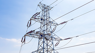 建筑电气设计中，一个应急照明电源回路，可以带几个应急指示灯，和几个方向指示灯？